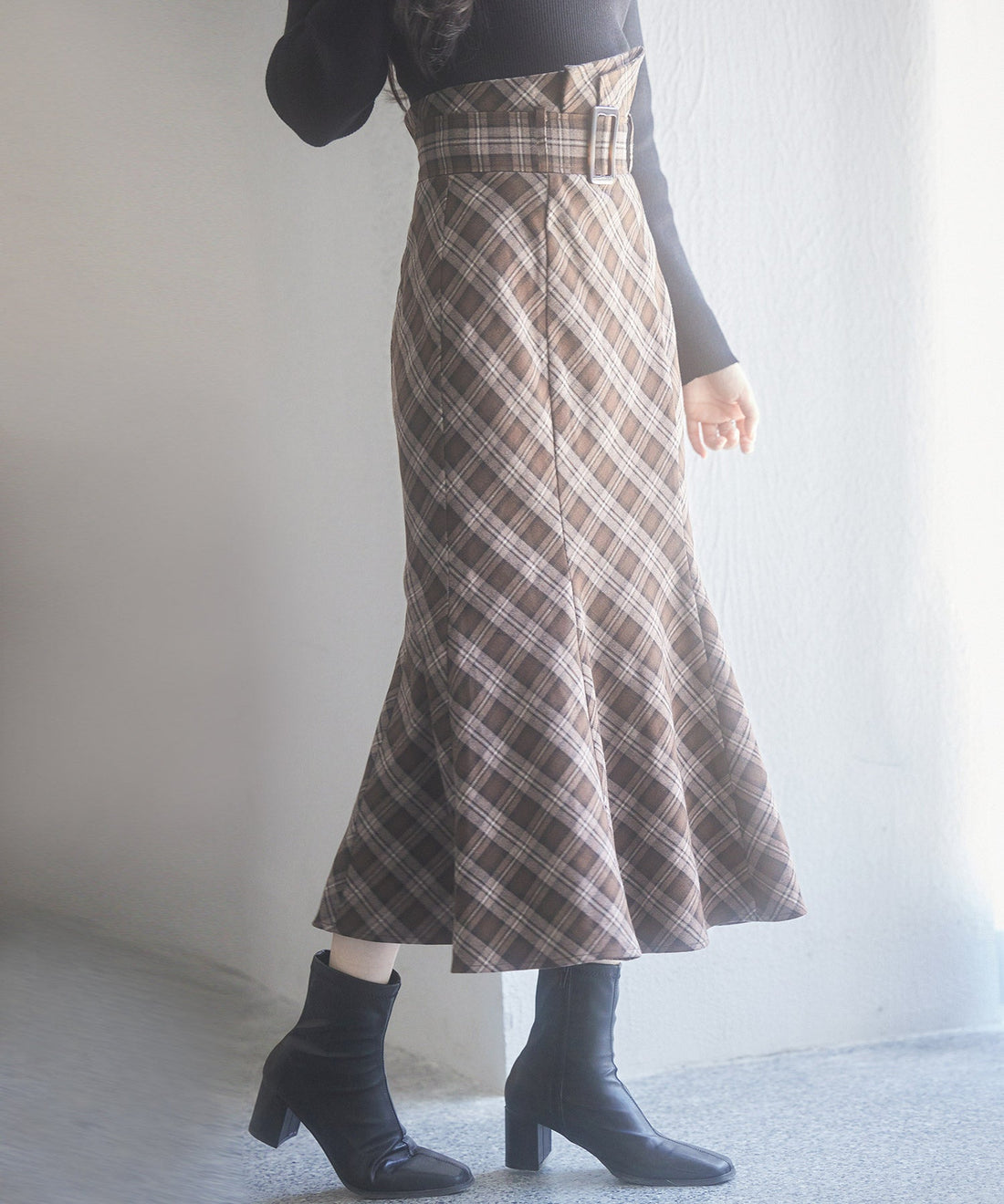 Contrast Check High-Waist Mermaid Skirt OEM ODM reference 13 - additional view 13