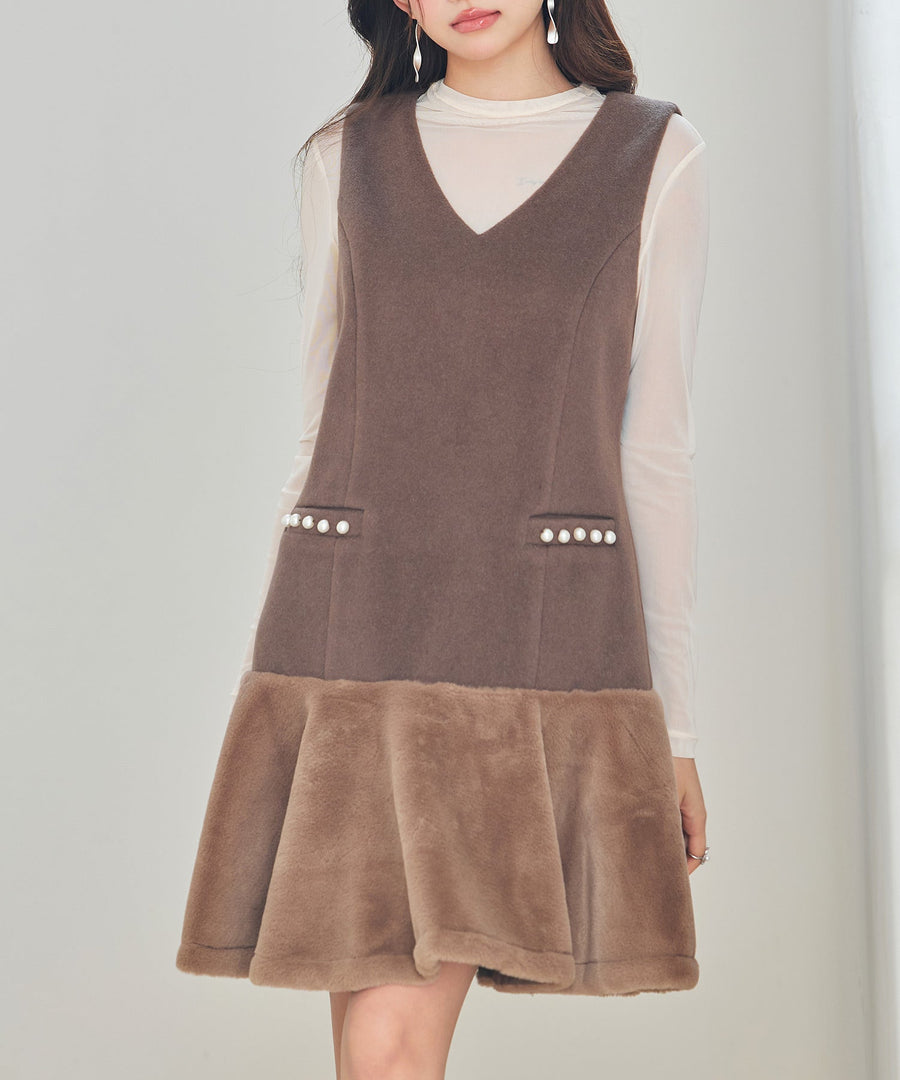 Fur-Trim V-Neck Sleeveless Dress OEM ODM reference 1