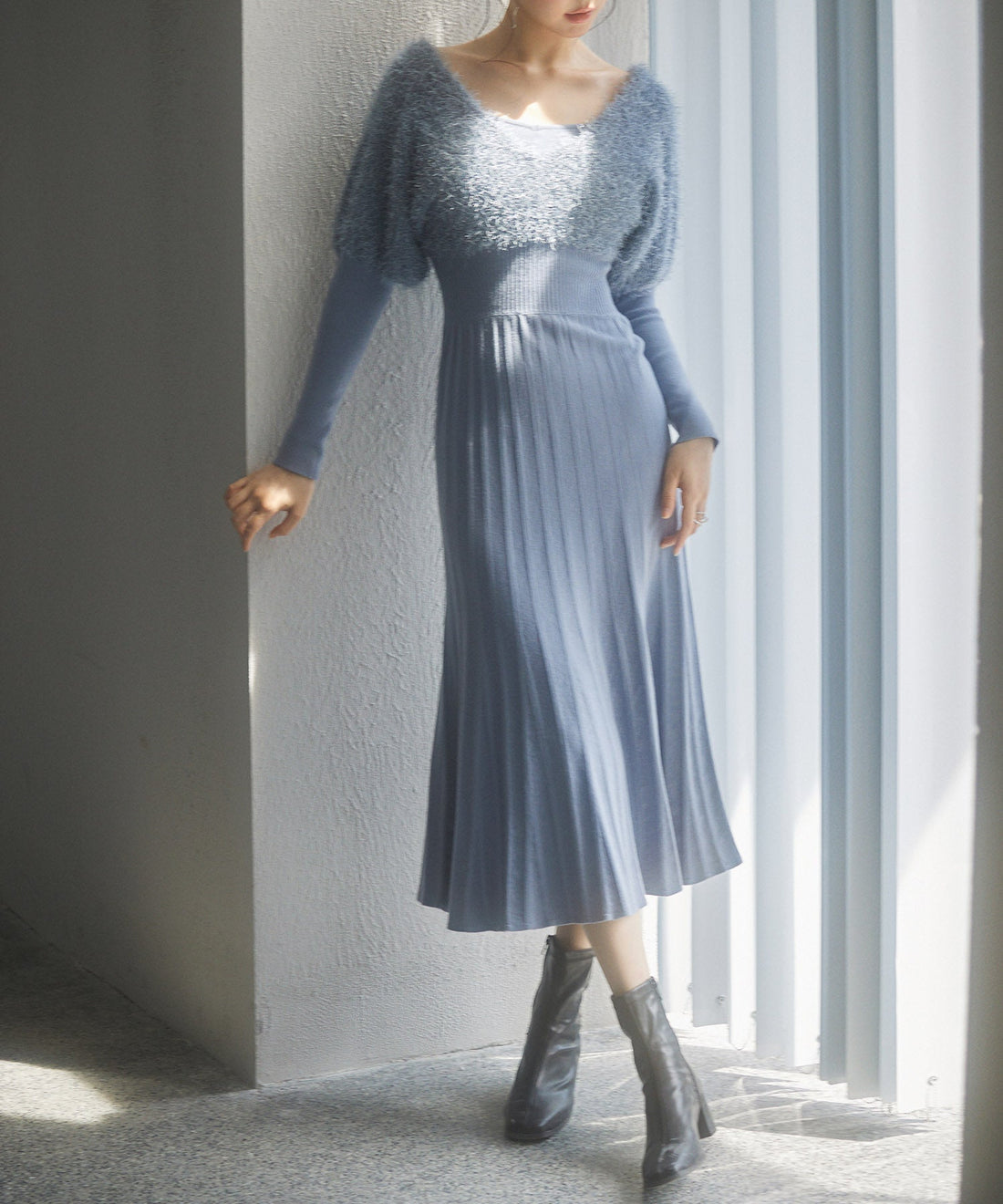 2-Way Feather-Panel Knit Dress OEM ODM reference 10 - additional view 10