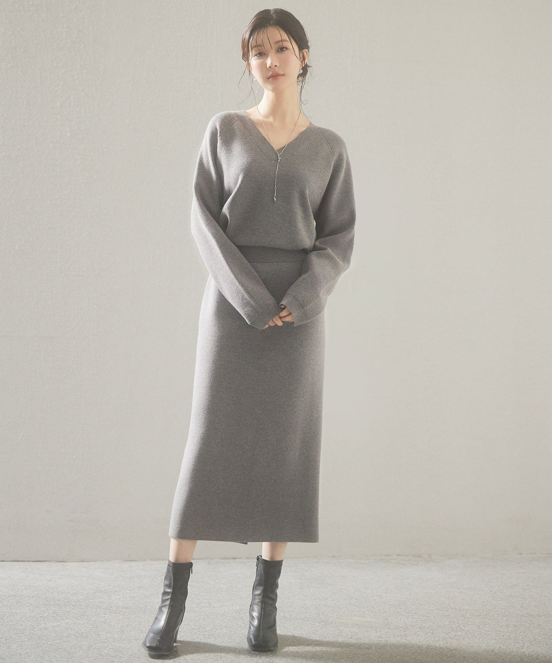 Brushed-Lining Fitted Knit Skirt OEM ODM reference 14 - additional view 14
