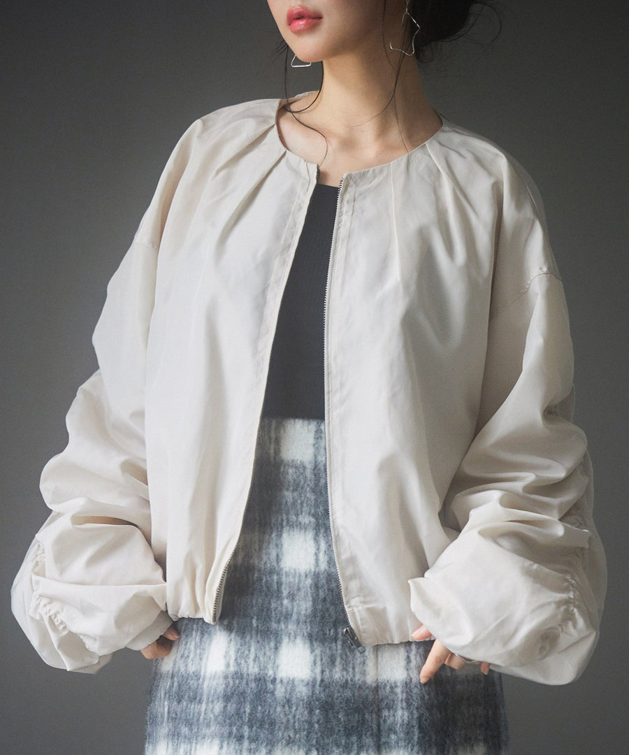 Collarless Gathered-Sleeve Blouson OEM ODM reference 1