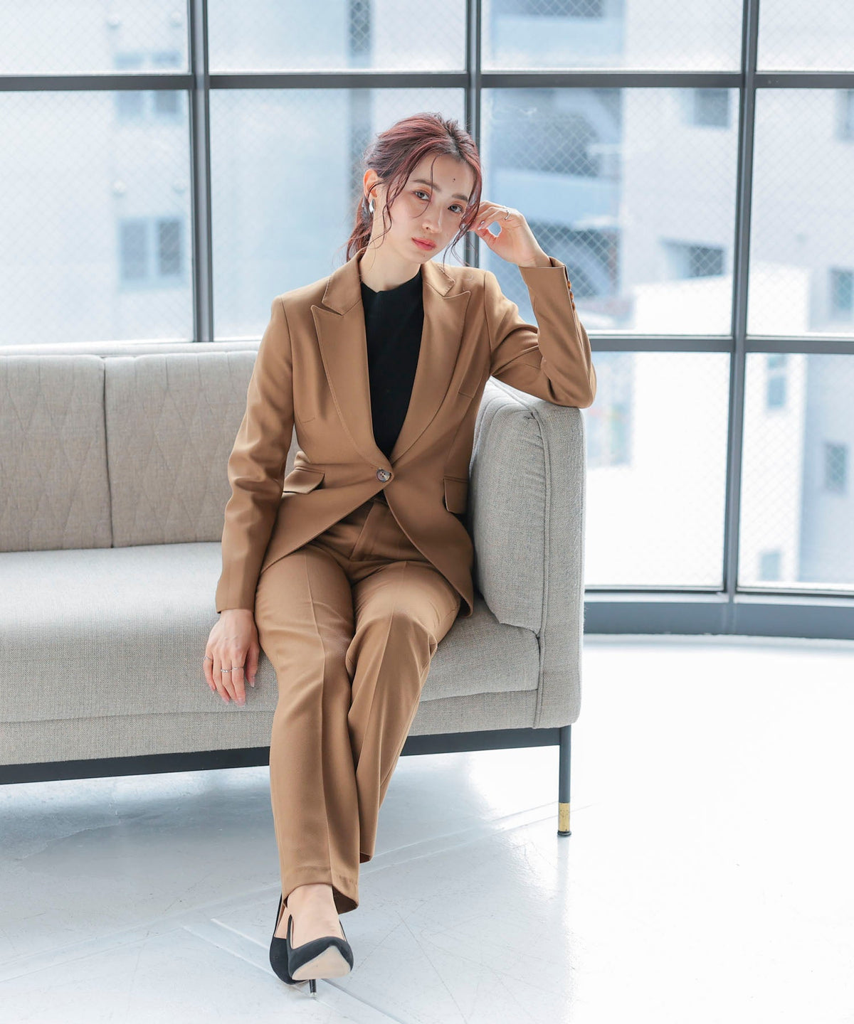 Women’s Two-Piece Blazer & Trouser Suit OEM ODM reference 1