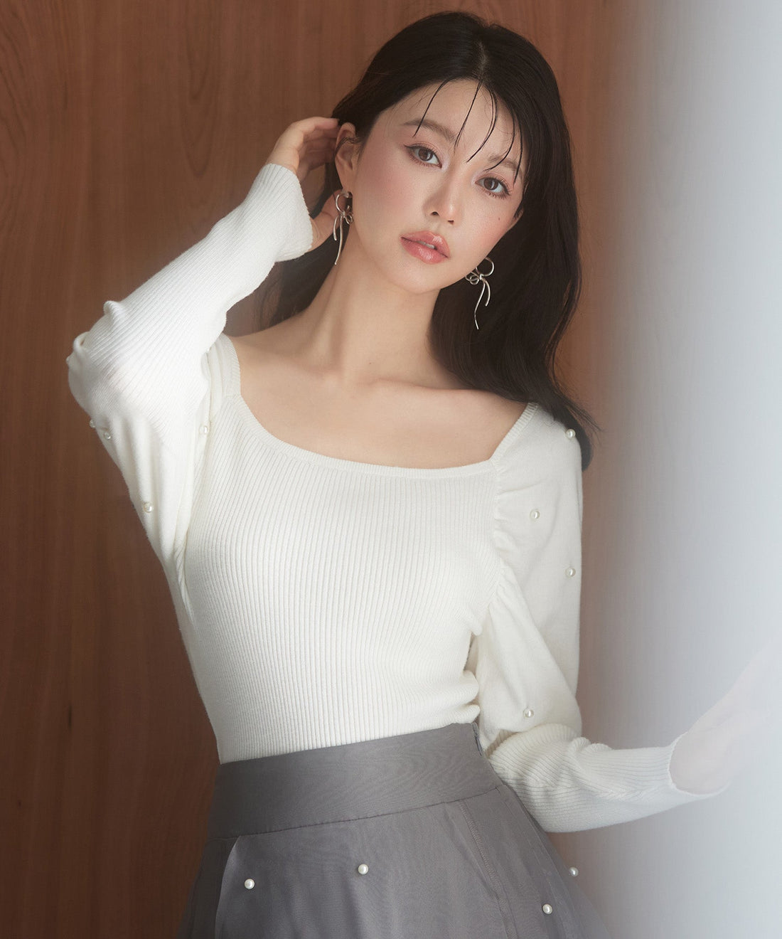 2-Way-Neck Pearl-Sleeve Fine-Knit Top OEM ODM reference 10 - additional view 10