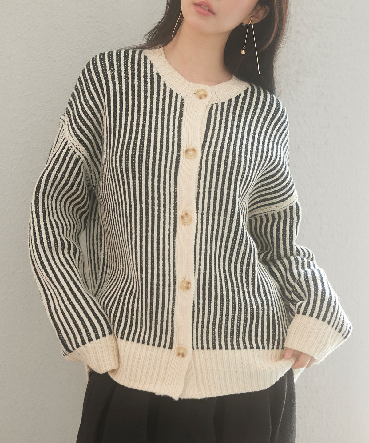 Two-Tone Striped Relaxed Knit Cardigan OEM ODM reference 1