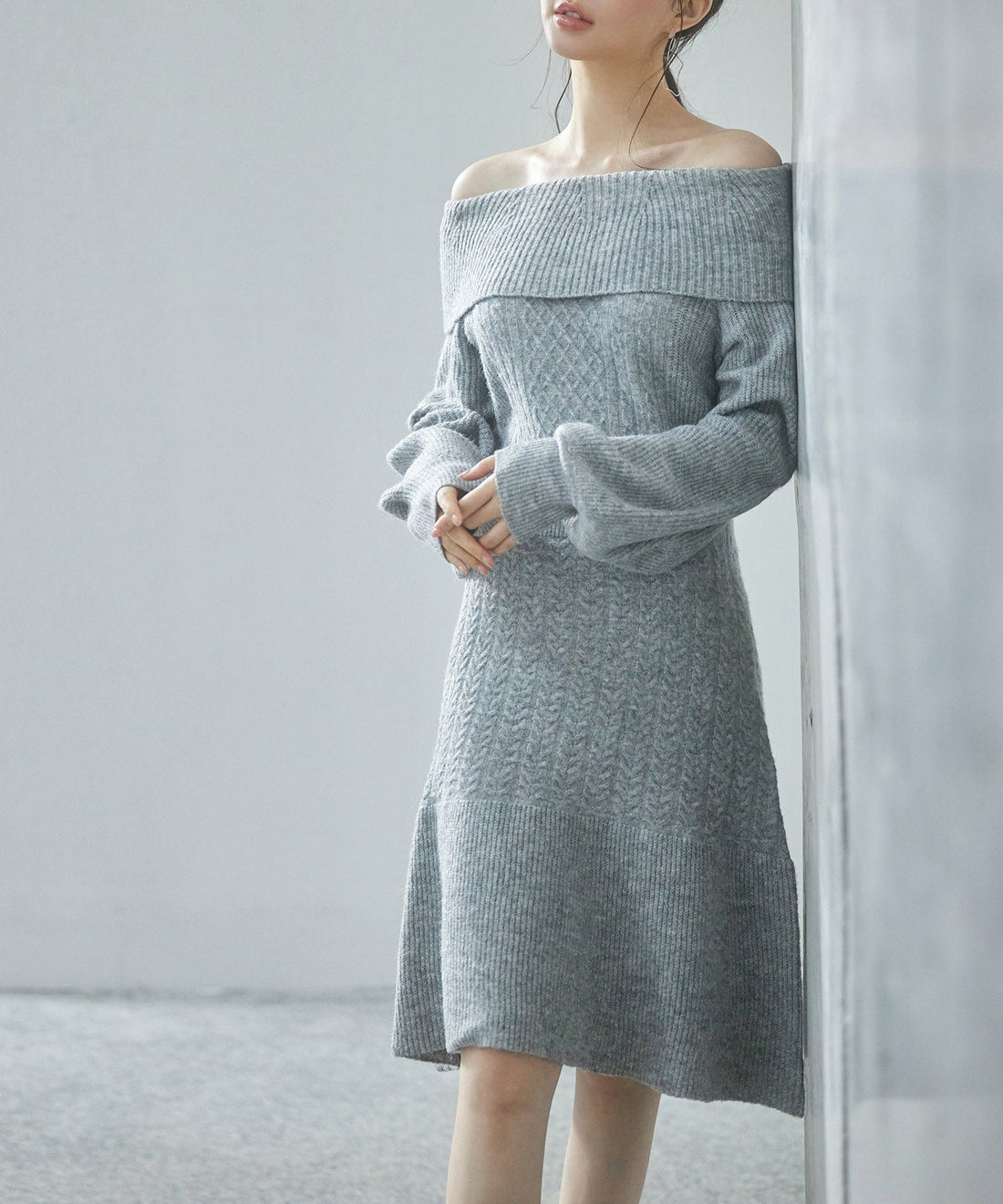 2-Way-Neck Above-Knee Knit Dress OEM ODM reference 9 - additional view 9