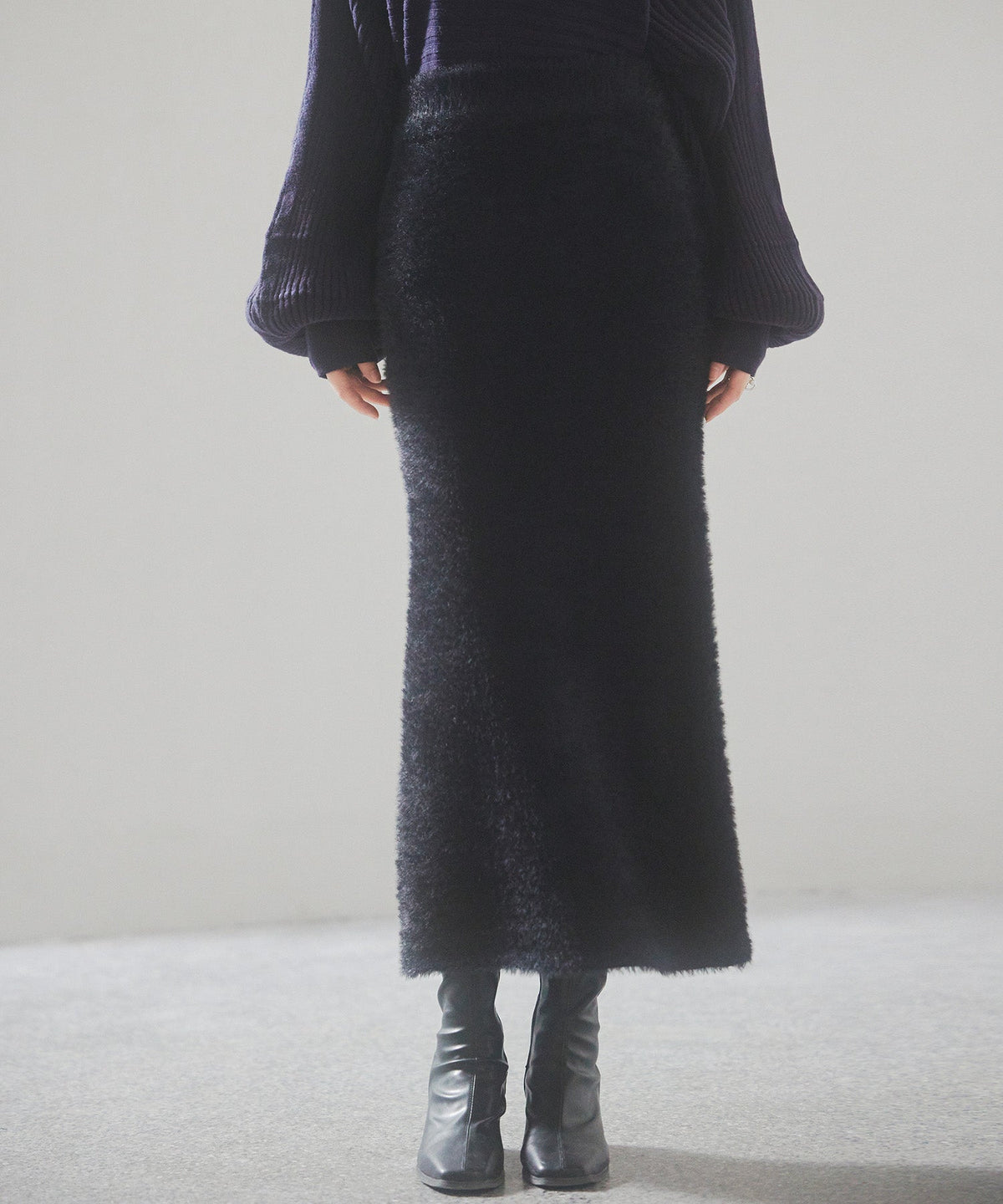 Fluffy Shaggy Fitted Knit Skirt OEM ODM reference 1
