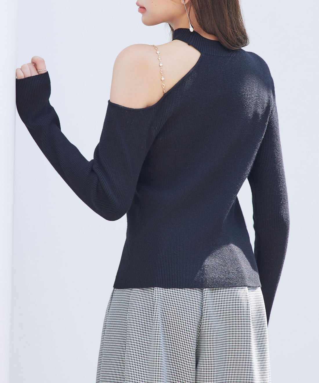 Oblique-Neck One-Shoulder Rib-Knit Top OEM ODM reference 14 - additional view 14