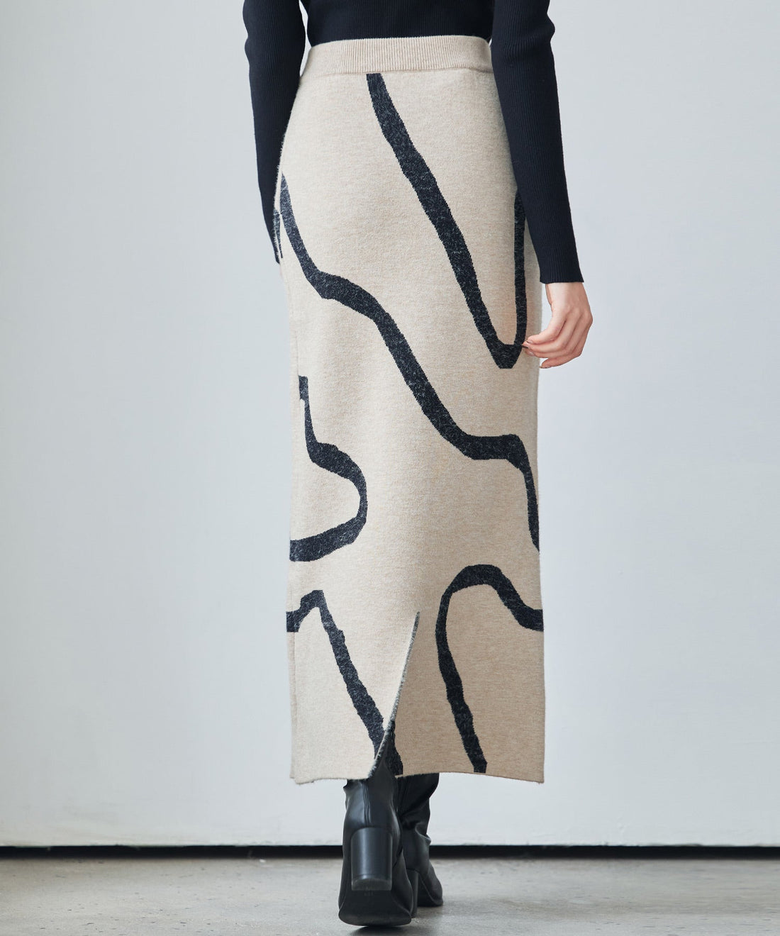 Zebra Jacquard Midi Knit Skirt OEM ODM reference 13 - additional view 13
