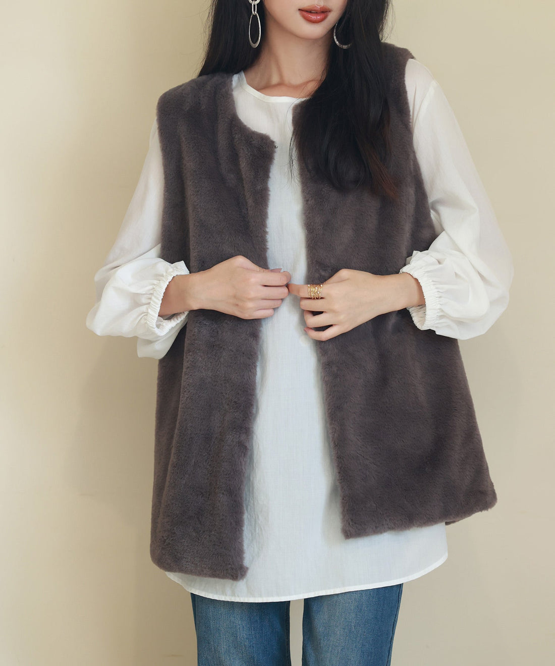 Plush Mid-Length Faux-Fur Gilet OEM ODM reference 10 - additional view 10