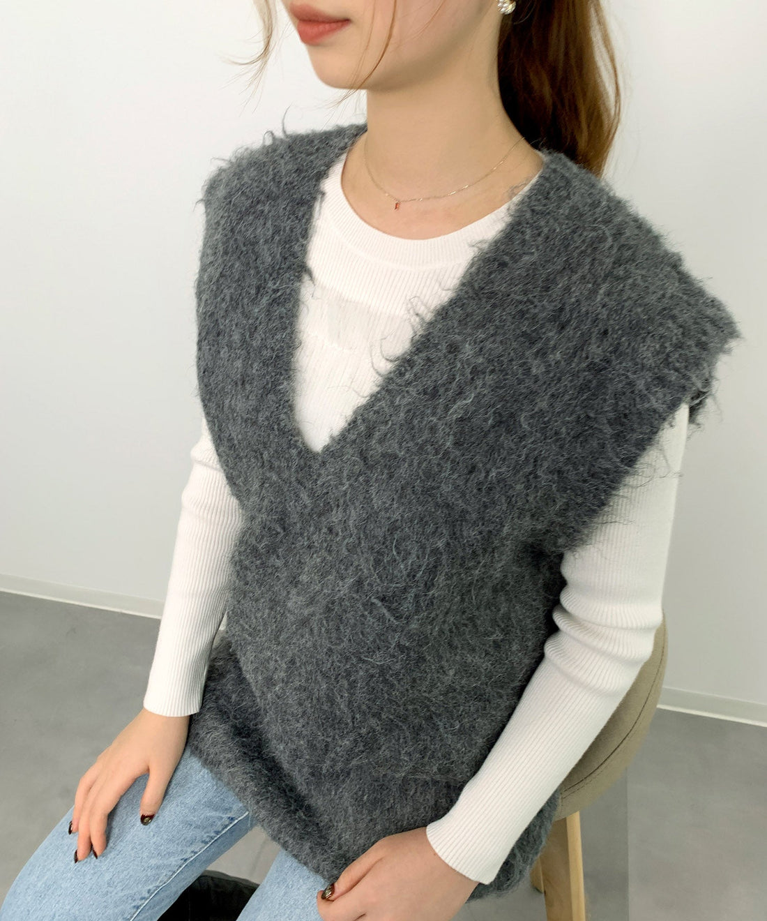 Oversized Shaggy V-Neck Knit Vest OEM ODM reference 8 - additional view 8