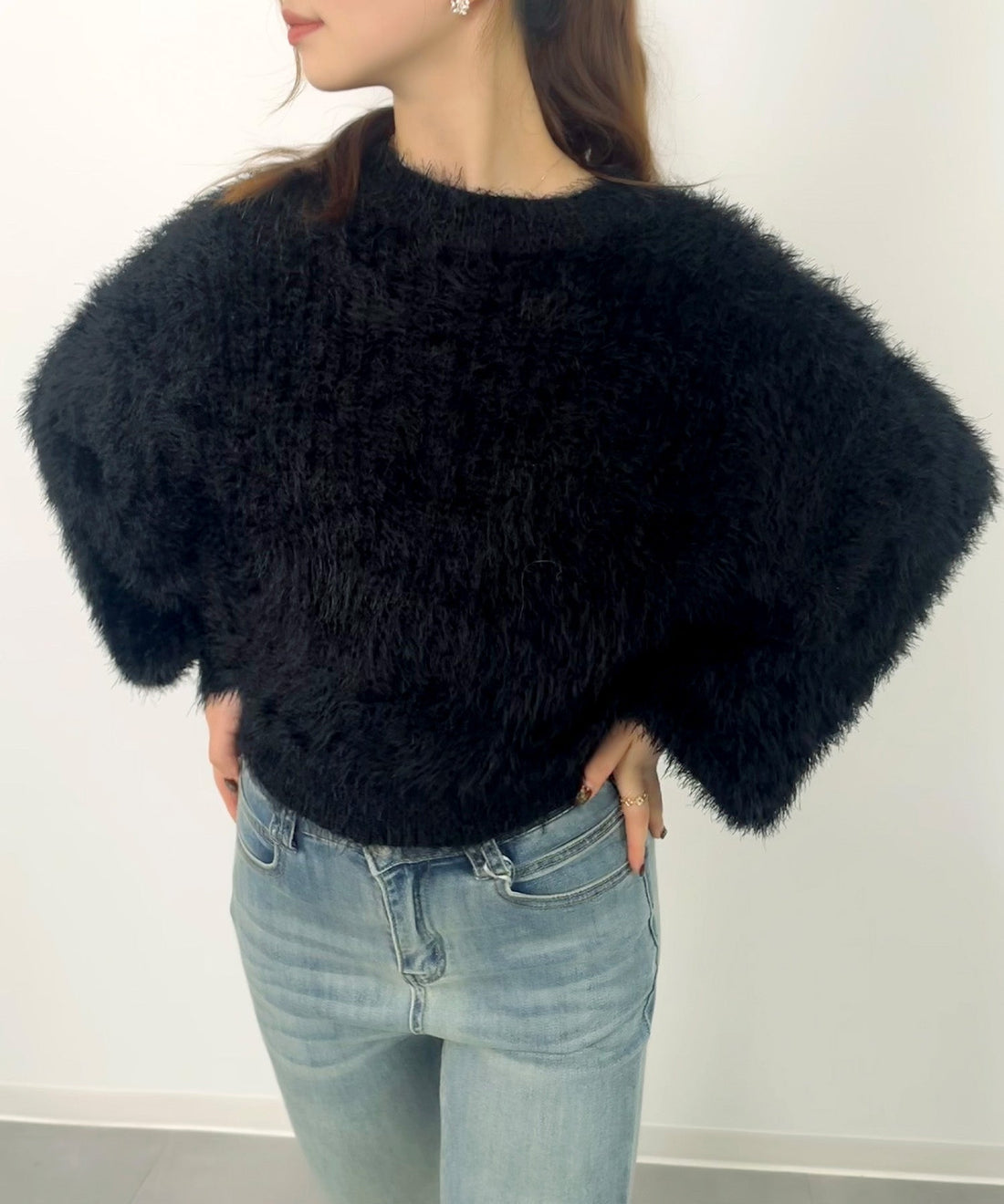 Lustrous Feather-Yarn Cropped Knit Top OEM ODM reference 15 - additional view 15