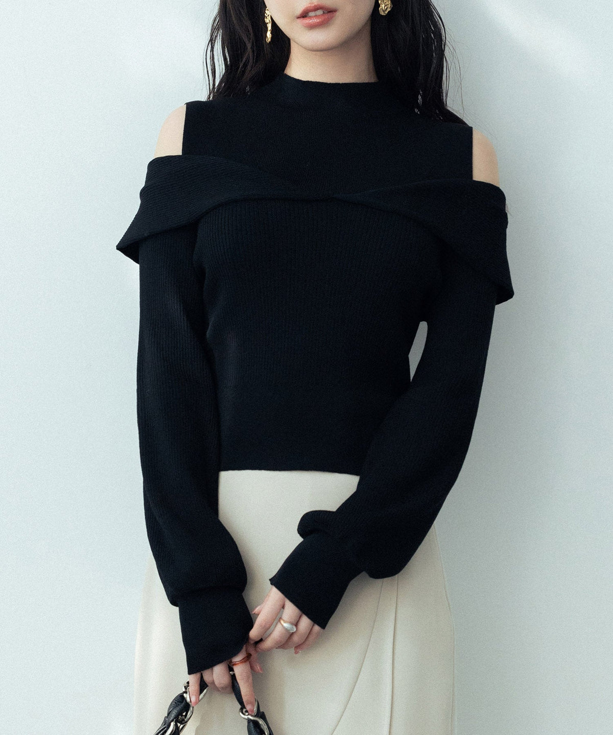 Open-Shoulder Mock-Neck Knit Pullover OEM ODM reference 1